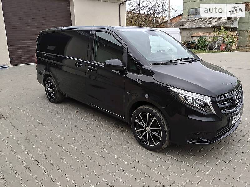 Вантажопасажирський фургон Mercedes-Benz Vito 2016 в Чернівцях