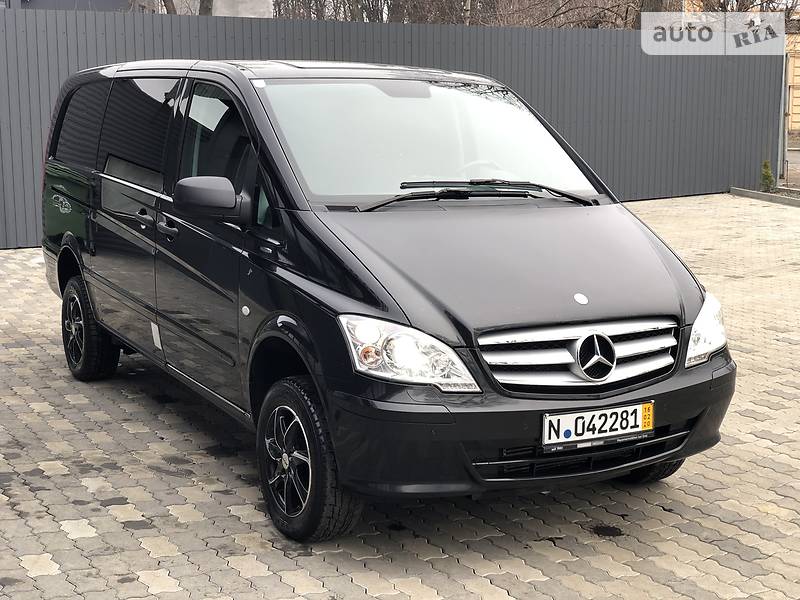 Минивэн Mercedes-Benz Vito 2013 в 