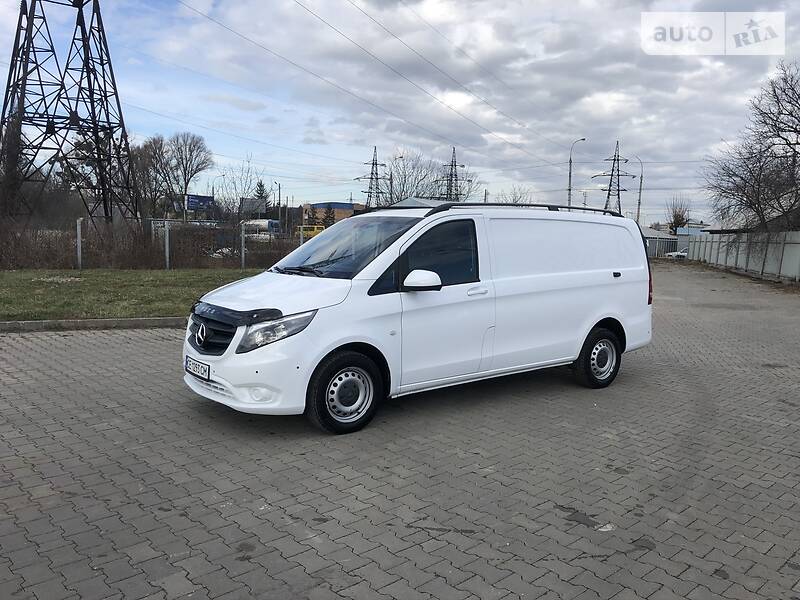 Мінівен Mercedes-Benz Vito 2015 в Чернівцях