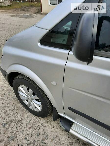 Вантажопасажирський фургон Mercedes-Benz Vito 2006 в Ладижині