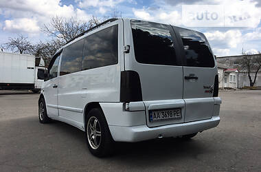 Мінівен Mercedes-Benz Vito 2001 в 
