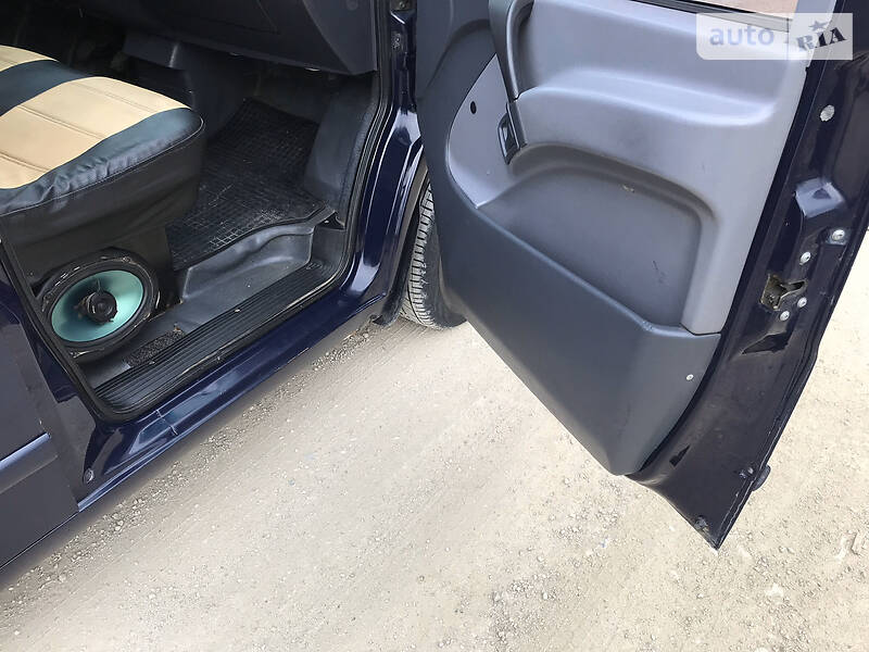 Вантажопасажирський фургон Mercedes-Benz Vito 2001 в Дунаївцях фото 11 Вантажопасажирський фургон Mercedes-Benz Vito 2001 в Дунаївцях
