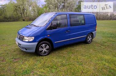Вантажопасажирський фургон Mercedes-Benz Vito 2001 в 