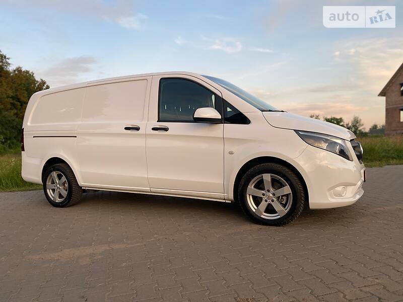 Хетчбек Mercedes-Benz Vito 2016 в Рівному