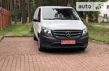 Вантажопасажирський фургон Mercedes-Benz Vito 2016 в 