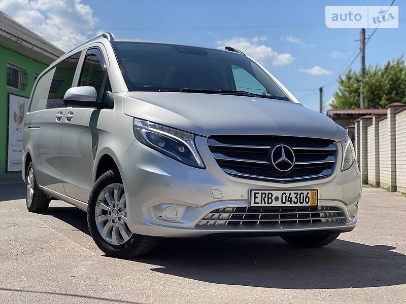 Вантажопасажирський фургон Mercedes-Benz Vito 2017 в 