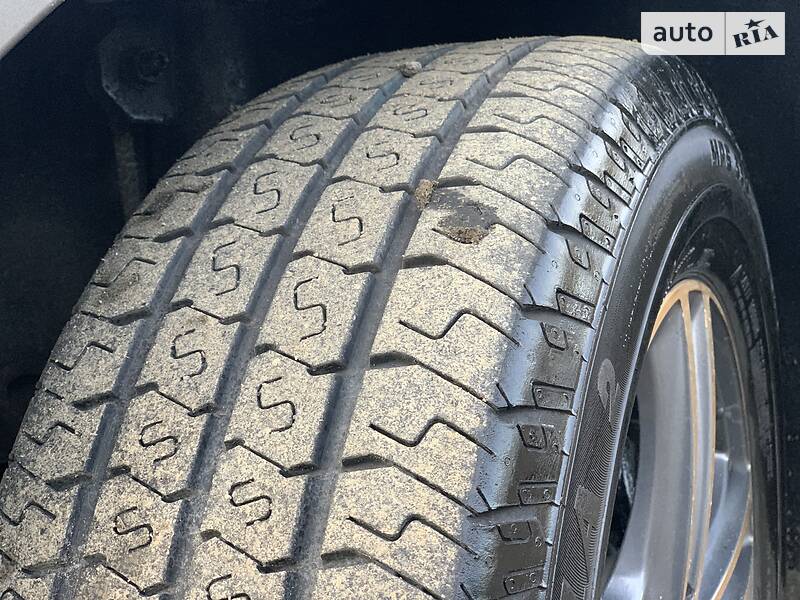 Вантажопасажирський фургон Mercedes-Benz Vito 2016 в Києві