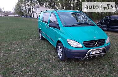 Грузопассажирский фургон Mercedes-Benz Vito 2010 в Черновцах