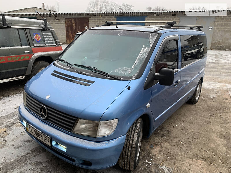 Вантажопасажирський фургон Mercedes-Benz Vito 2001 в Харкові