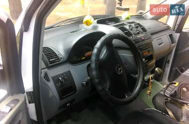 Грузовой фургон Mercedes-Benz Vito 2005 в 