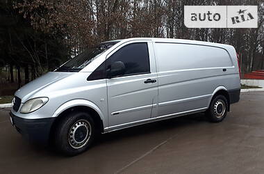 Грузопассажирский фургон Mercedes-Benz Vito 2006 в Староконстантинове