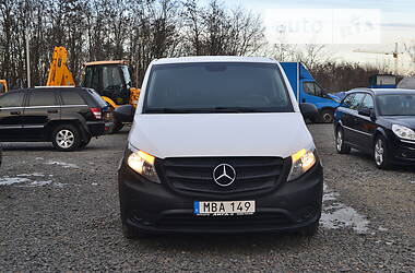 Вантажопасажирський фургон Mercedes-Benz Vito 2016 в Хмельницькому
