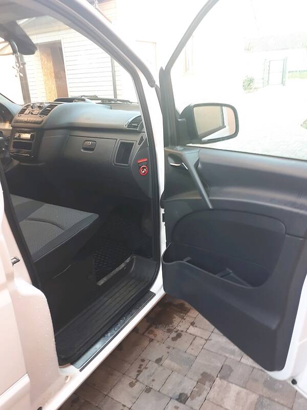 Минивэн Mercedes-Benz Vito 2012 в Иваничах