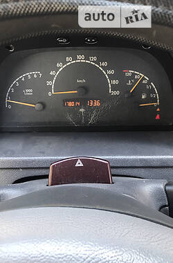 Седан Mercedes-Benz Vito 2000 в Одессе