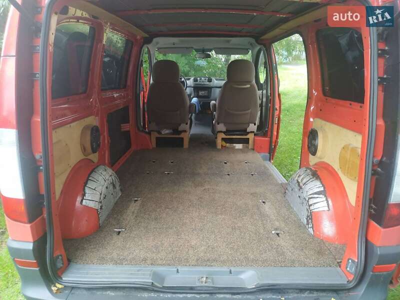 Минивэн Mercedes-Benz Vito 2006 в Долине