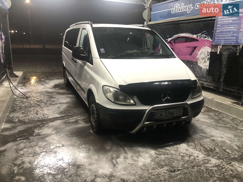 Mercedes-Benz Vito 2005