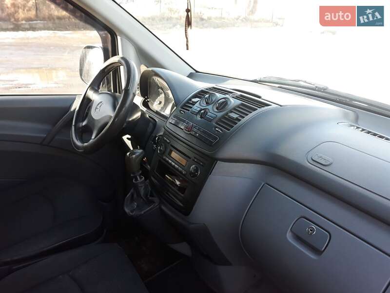 Минивэн Mercedes-Benz Vito 2007 в Черновцах