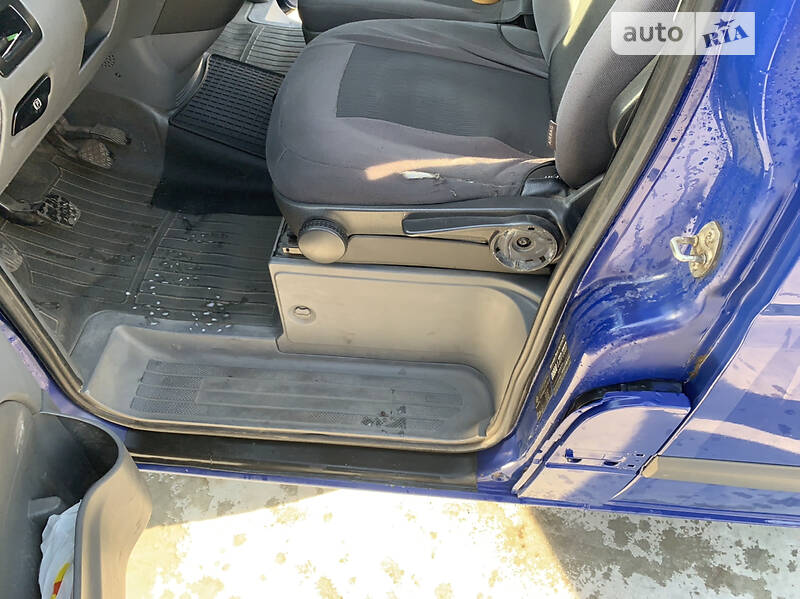 Грузовой фургон Mercedes-Benz Vito 2005 в Мостиске