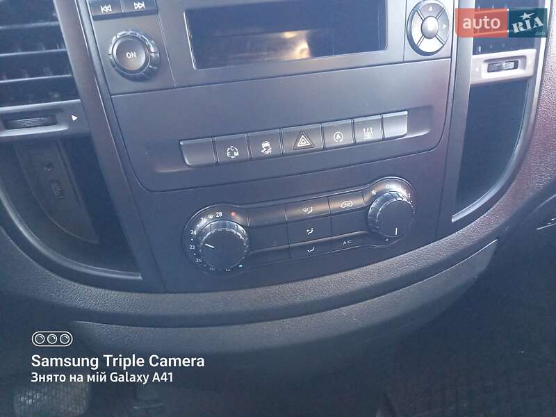 Минивэн Mercedes-Benz Vito 2018 в Черновцах