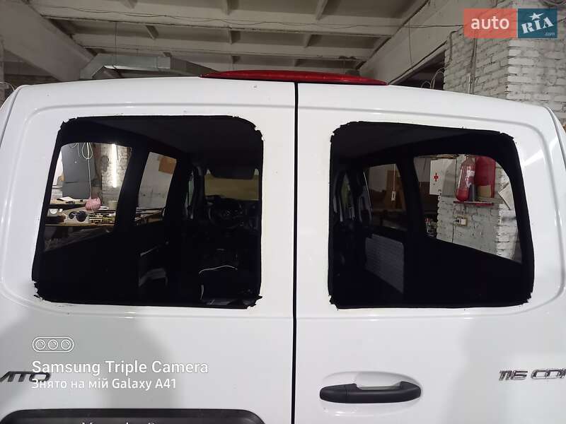 Минивэн Mercedes-Benz Vito 2018 в Черновцах