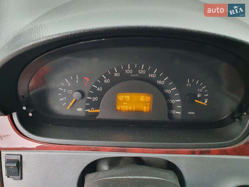 Минивэн Mercedes-Benz Vito 2005 в Одессе фото 8 Минивэн Mercedes-Benz Vito 2005 в Одессе