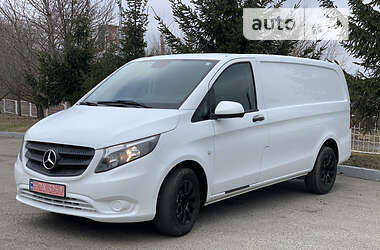 Мінівен Mercedes-Benz Vito 2016 в Житомирі