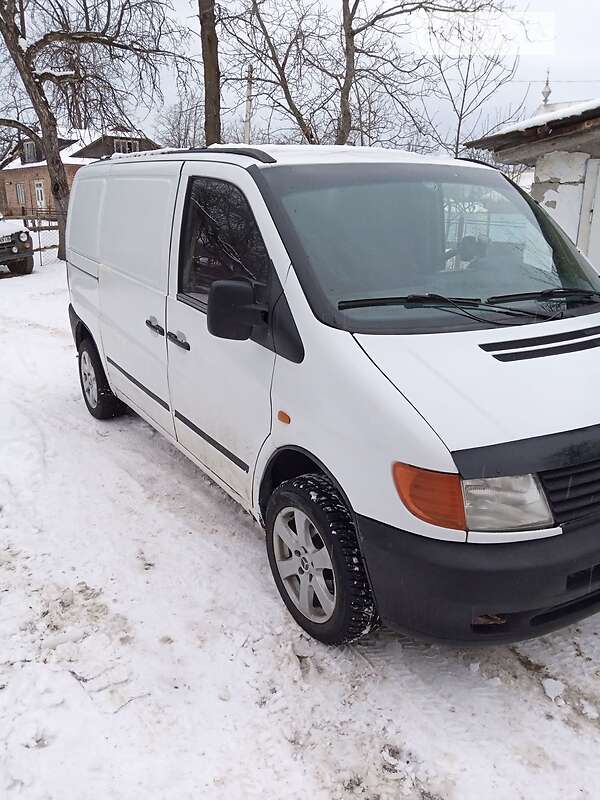 Грузовой фургон Mercedes-Benz Vito 1997 в Косове