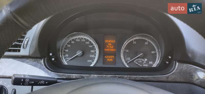 Минивэн Mercedes-Benz Vito 2012 в Киеве фото 10 Минивэн Mercedes-Benz Vito 2012 в Киеве