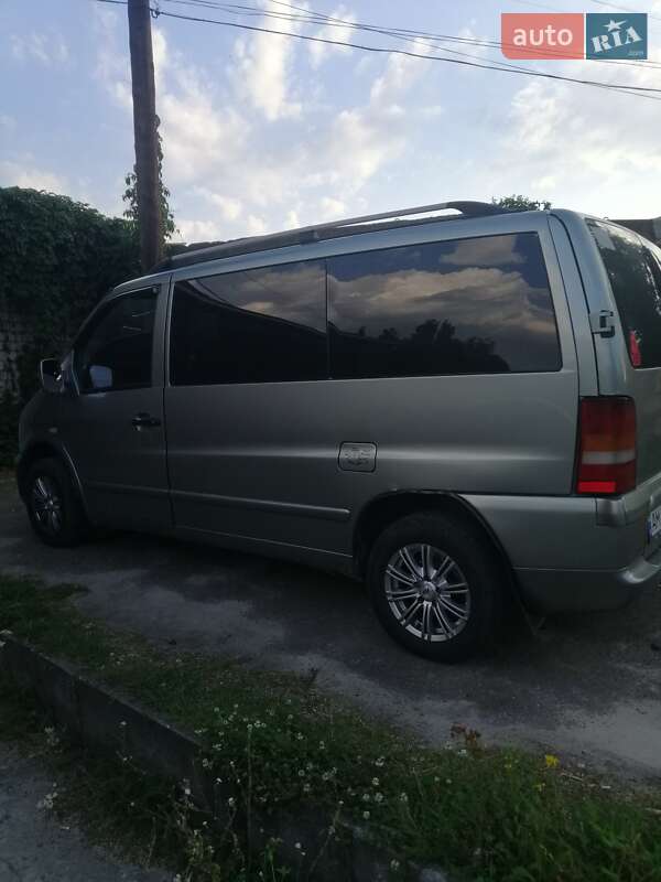 Минивэн Mercedes-Benz Vito 2001 в Олевске фото 3 Минивэн Mercedes-Benz Vito 2001 в Олевске