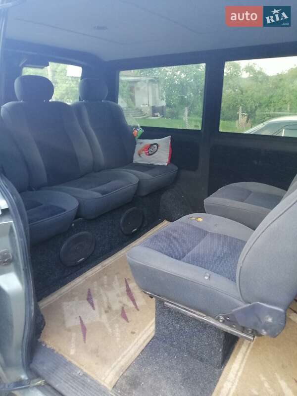 Минивэн Mercedes-Benz Vito 2001 в Олевске фото 7 Минивэн Mercedes-Benz Vito 2001 в Олевске