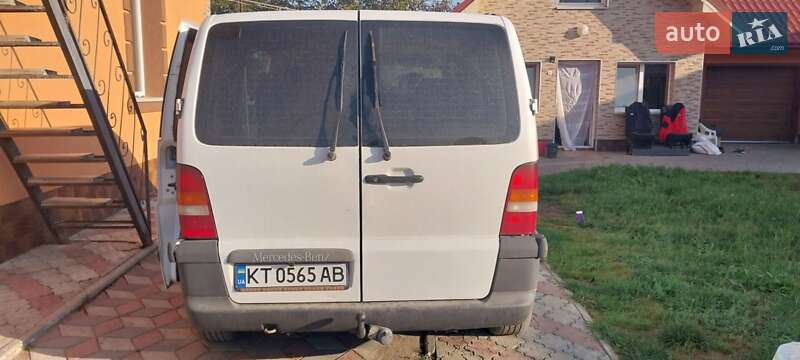 Минивэн Mercedes-Benz Vito 2001 в Снятине