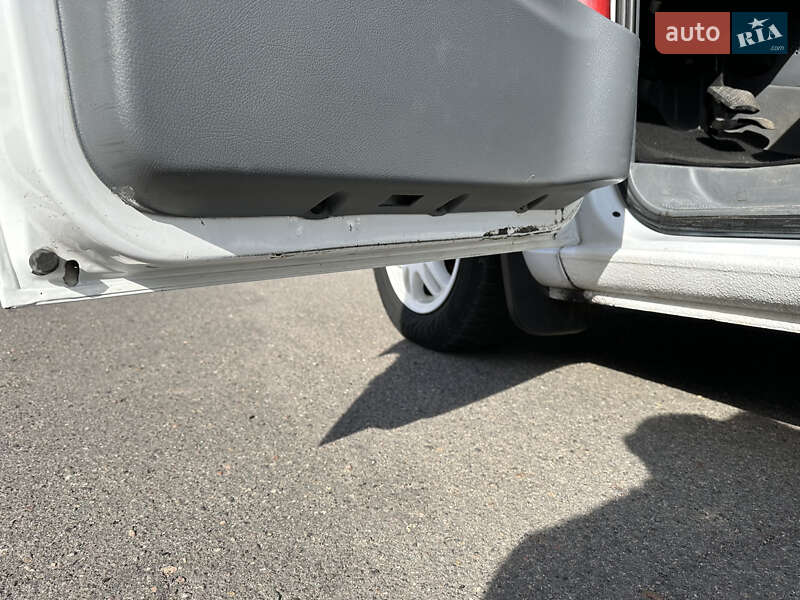 Минивэн Mercedes-Benz Vito 2006 в Южноукраинске