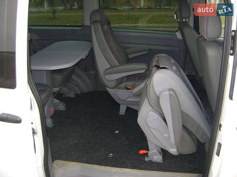 Мінівен Mercedes-Benz Vito 2008 в Києві
