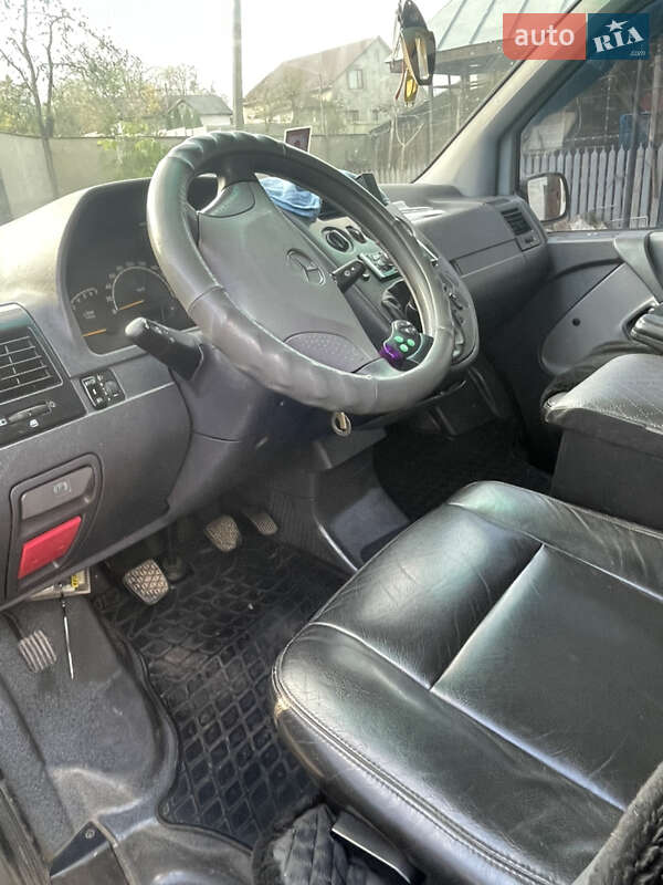 Минивэн Mercedes-Benz Vito 2002 в Кицмани