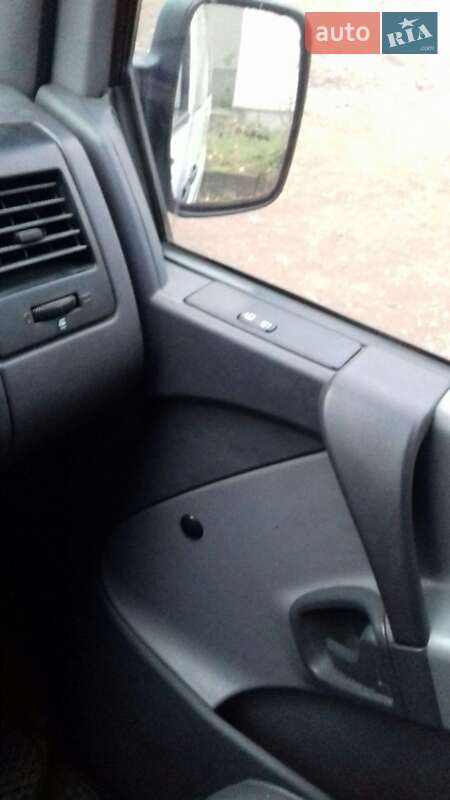 Минивэн Mercedes-Benz Vito 2000 в Заставной