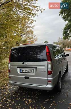 Минивэн Mercedes-Benz Vito 2009 в Ровно