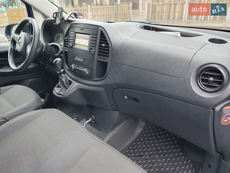 Минивэн Mercedes-Benz Vito 2017 в Черновцах