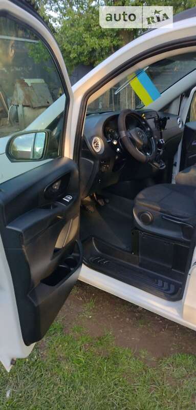 Минивэн Mercedes-Benz Vito 2015 в Ивано-Франковске фото 5 Минивэн Mercedes-Benz Vito 2015 в Ивано-Франковске