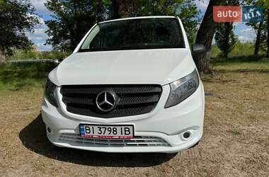 Мінівен Mercedes-Benz Vito 2015 в Полтаві