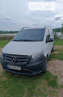 Грузовой фургон Mercedes-Benz Vito 2015 в Погребище