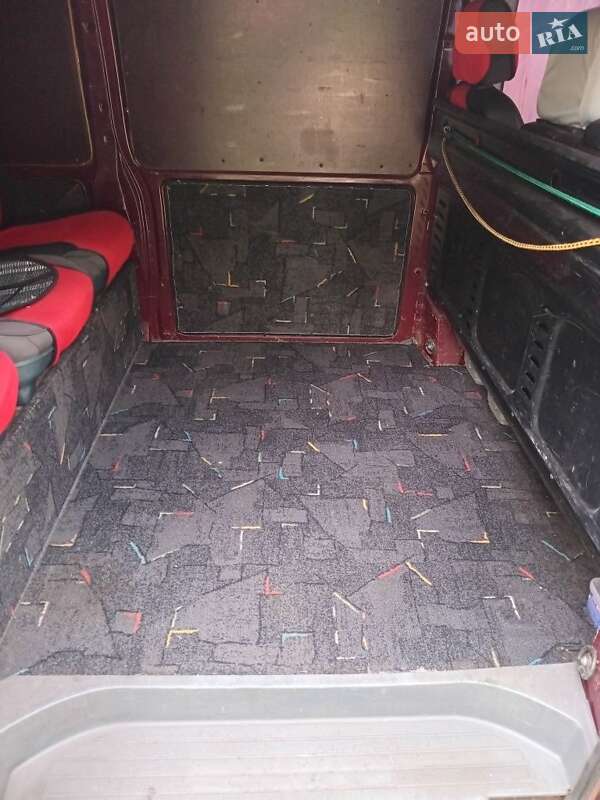 Мінівен Mercedes-Benz Vito 2004 в Дніпрі