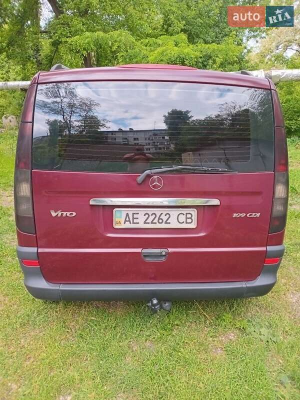 Мінівен Mercedes-Benz Vito 2004 в Дніпрі