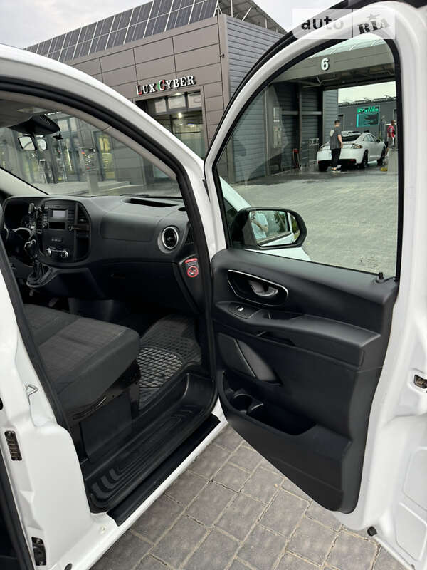 Мінівен Mercedes-Benz Vito 2016 в Івано-Франківську фото 18 Мінівен Mercedes-Benz Vito 2016 в Івано-Франківську