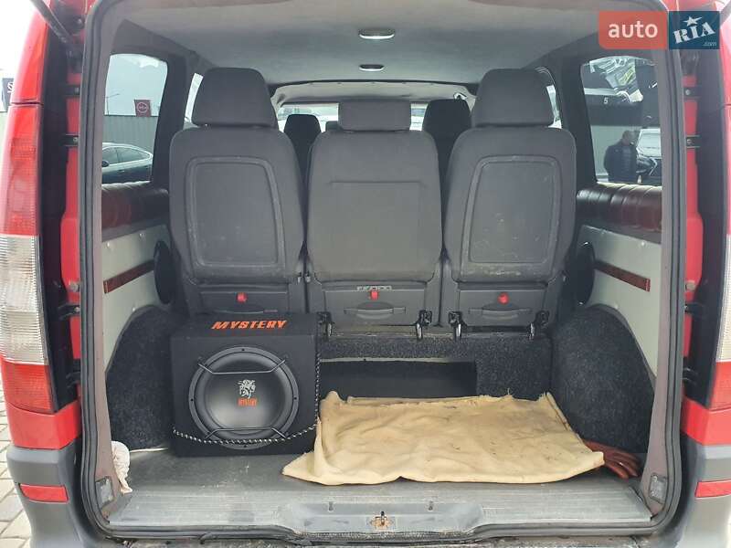 Мінівен Mercedes-Benz Vito 2010 в 