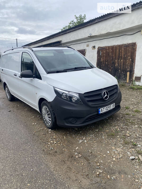 Мінівен Mercedes-Benz Vito 2016 в Івано-Франківську