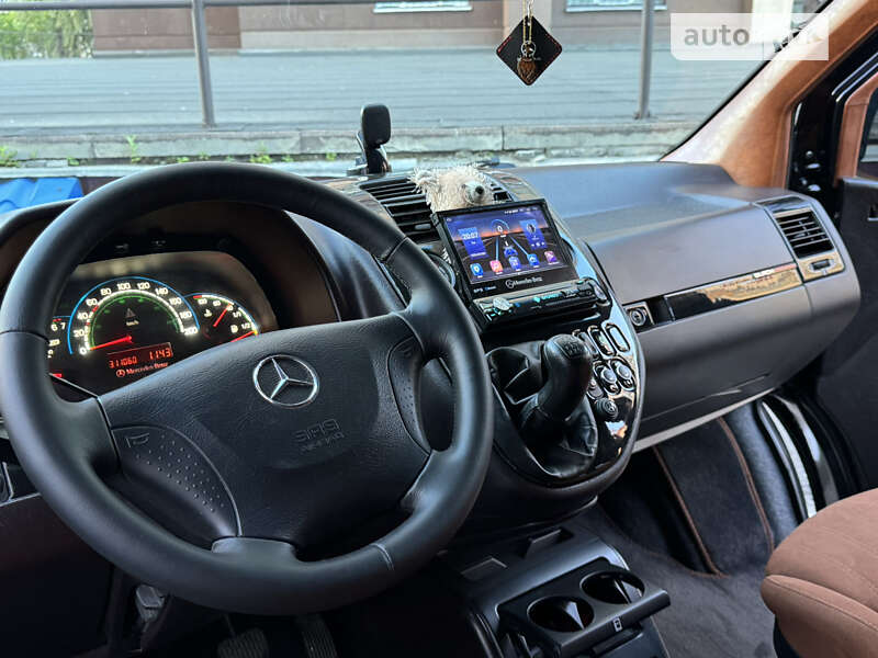 Мінівен Mercedes-Benz Vito 2001 в Києві