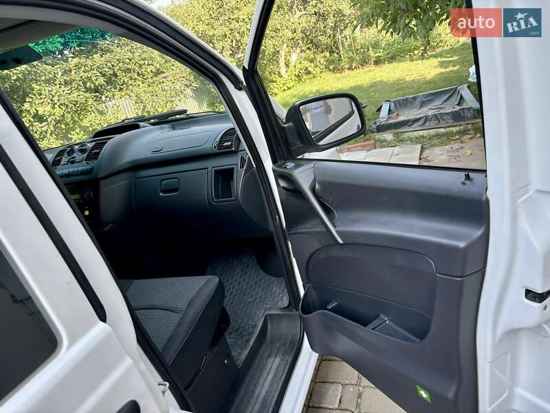 Минивэн Mercedes-Benz Vito 2011 в Дунаевцах