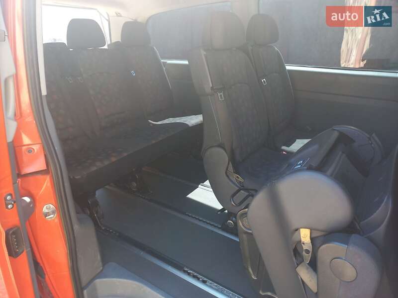 Минивэн Mercedes-Benz Vito 2005 в Вижнице