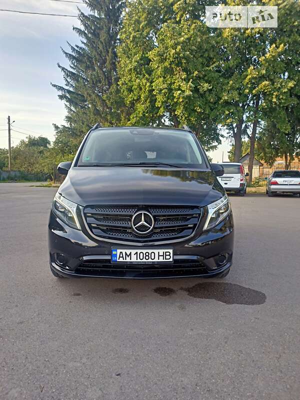 Минивэн Mercedes-Benz Vito 2017 в Борисполе