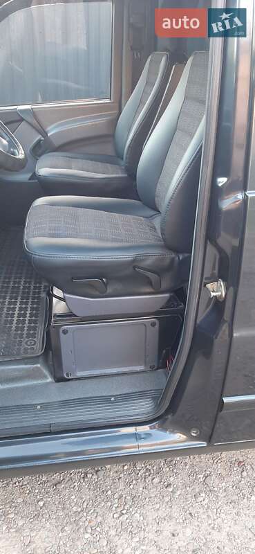 Минивэн Mercedes-Benz Vito 2003 в Черновцах